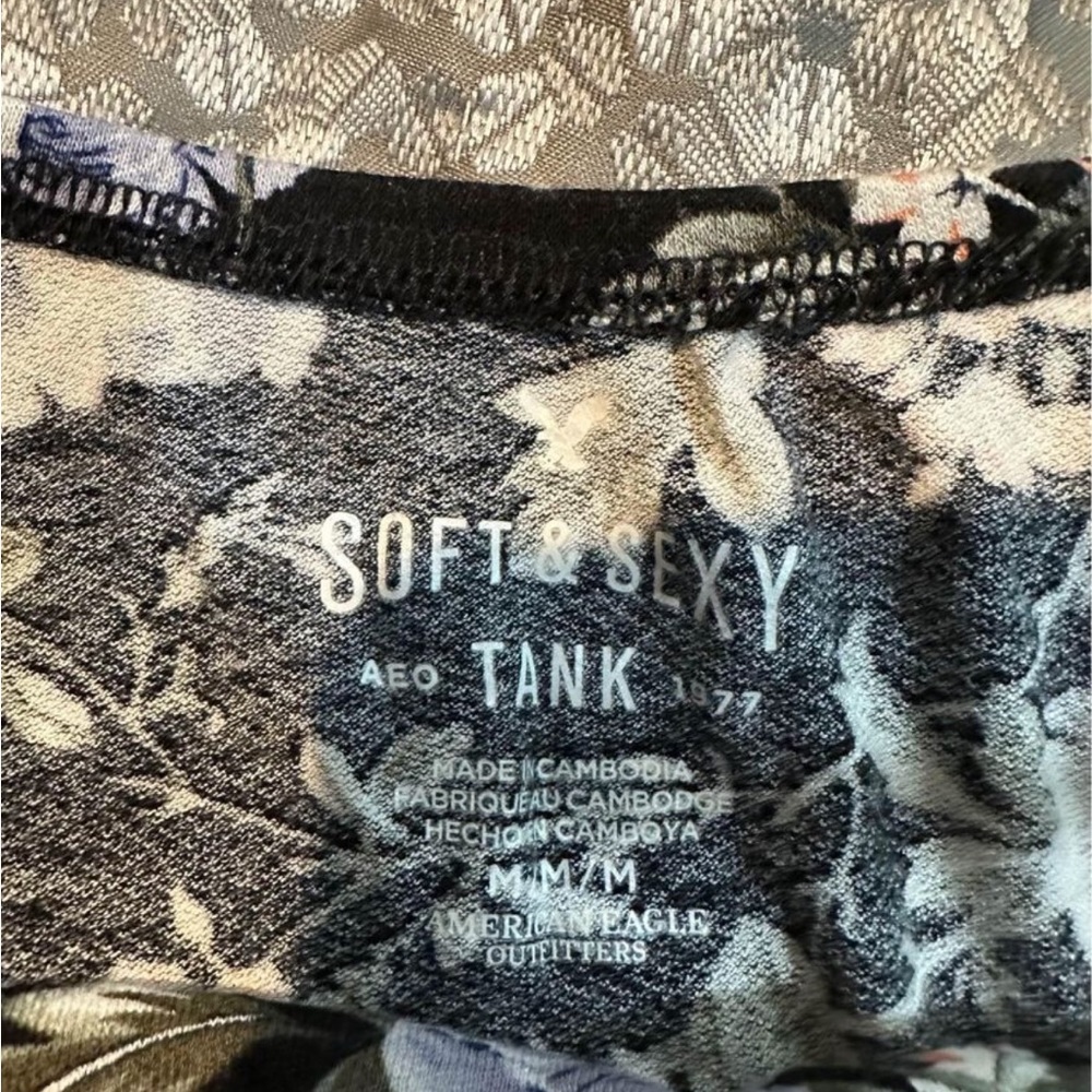 American Eagle Floral Tube Top. Size M.